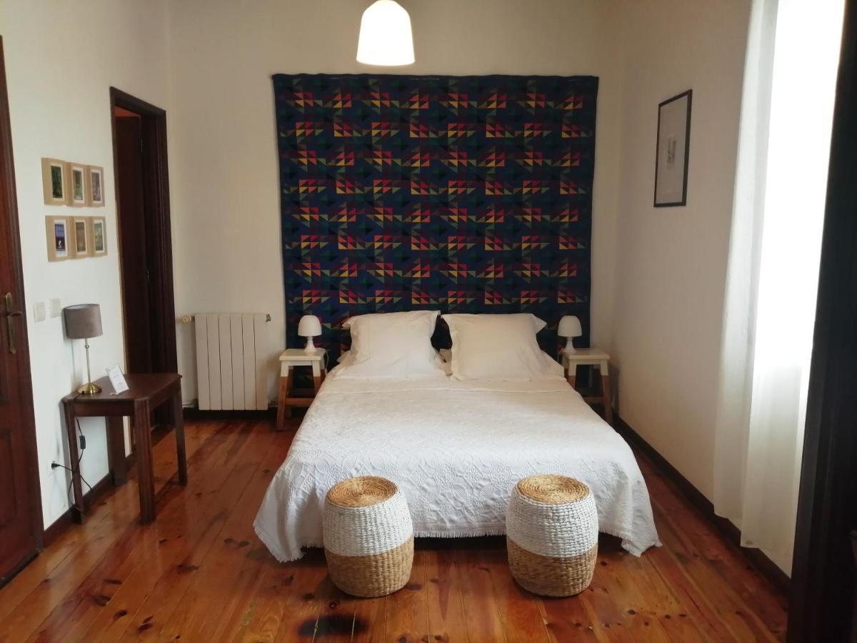 Bed and Breakfast Casa Dos Pingos De Mel Авейру Екстер'єр фото